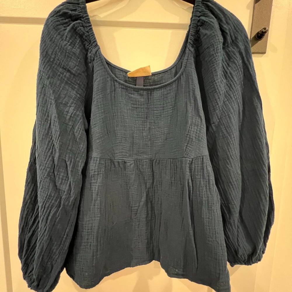 Universal Thread Peplum Puff-Sleeve Top